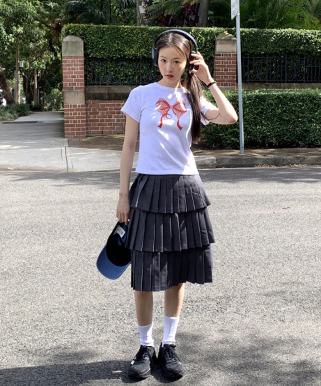 3993656_17153240262891_500