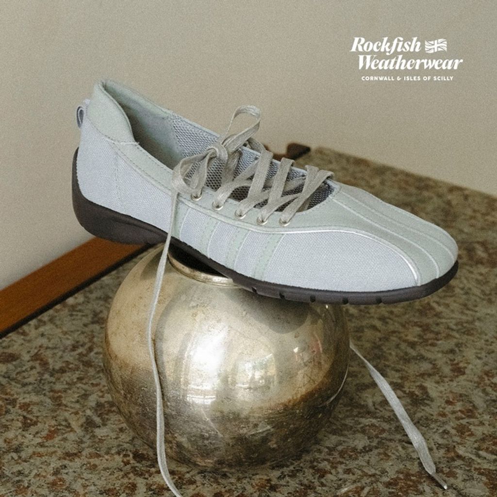 11ef637cfb0359bdaad28f2b7fe0ef2c