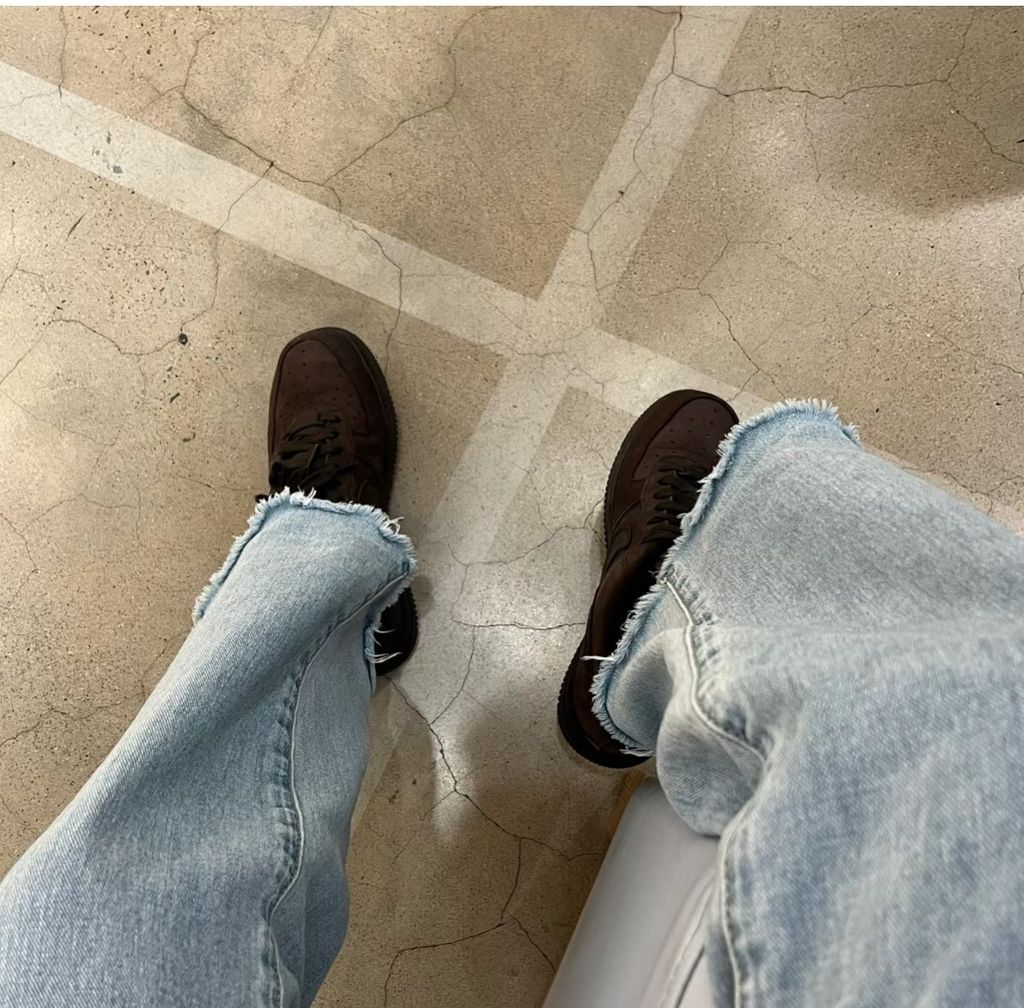 B9E7D4BB-25FD-4713-8DFC-4104AD6E9088