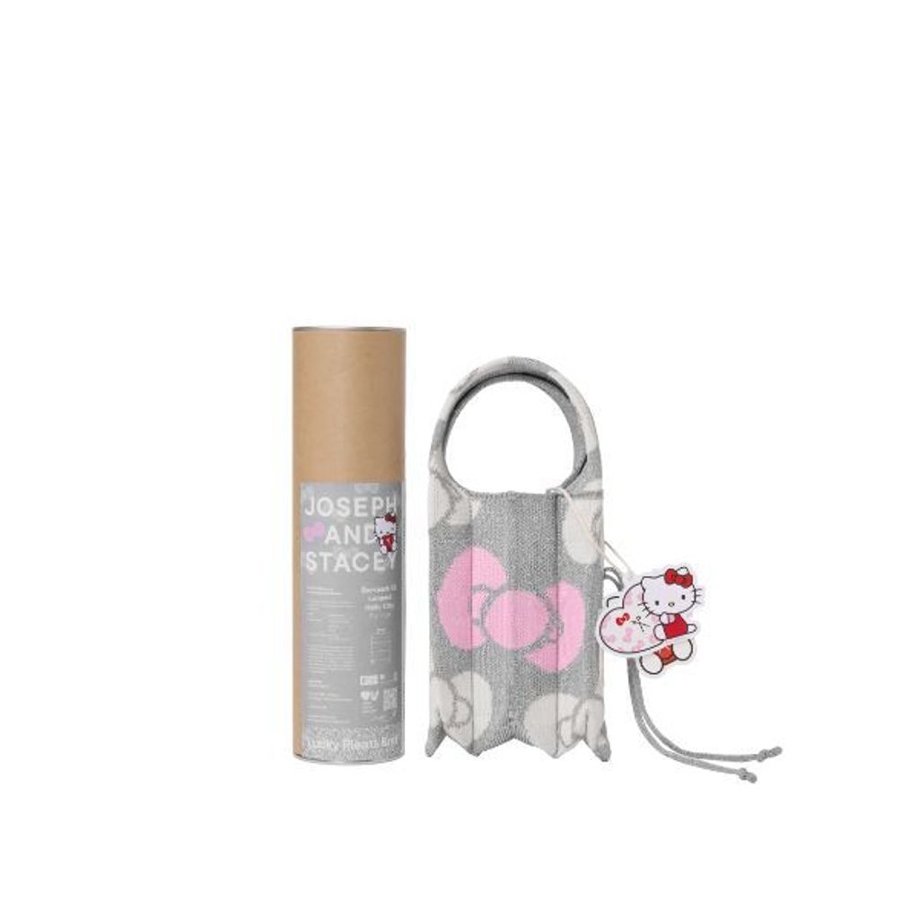 98c1d3d423d9dcaeb743074bc83cb559