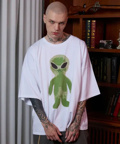 ★HOODHOOD★ Alien graphic overfit sweatshirt ivory HOODHOOD）Alien Graphic Overfit Hoodie | 3color