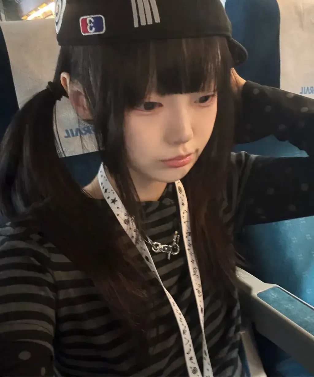 05e6bc115852436b93420e3b39901c26