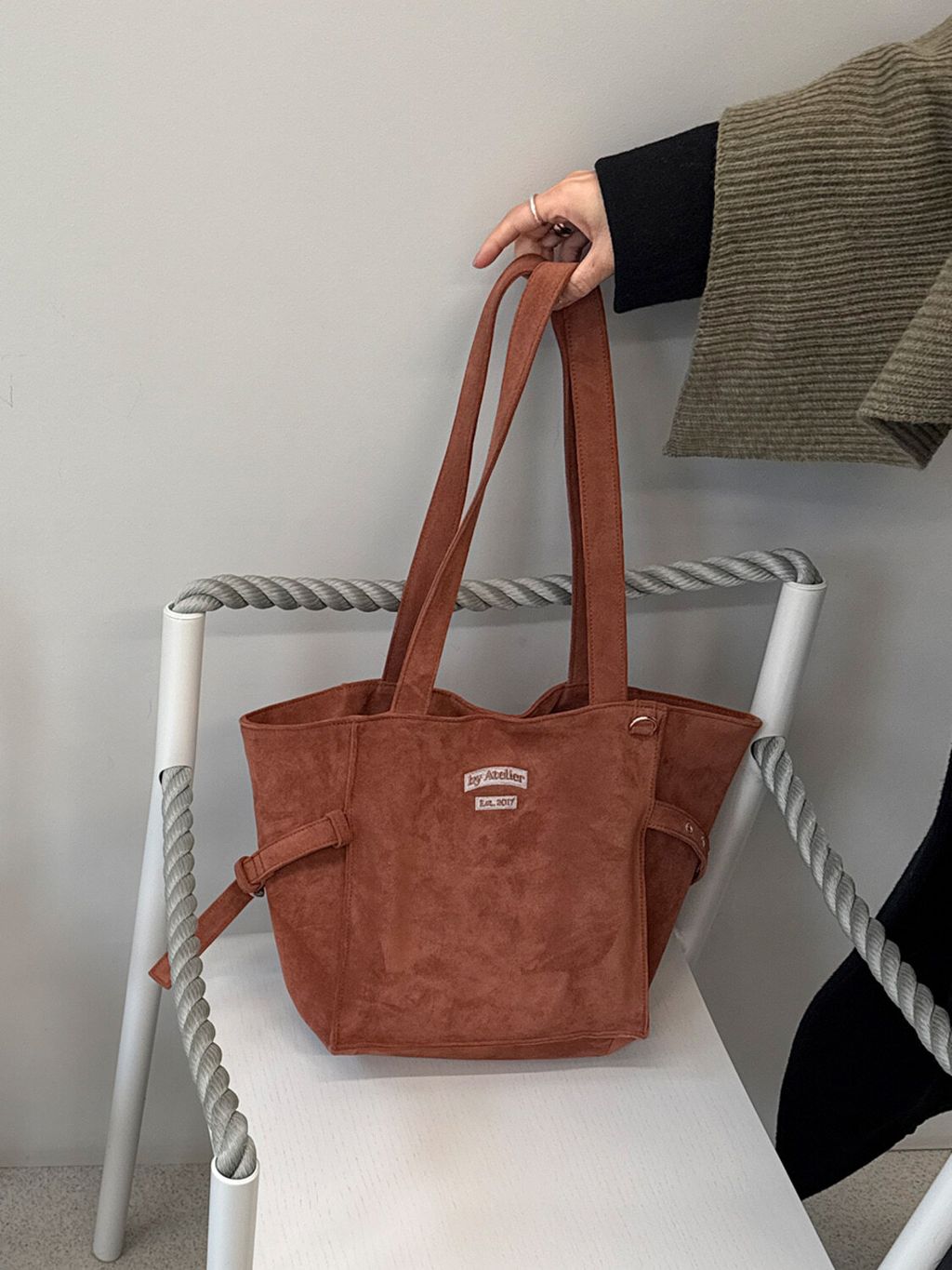 1025b9cb32d1df5d43610e25a47e66b2