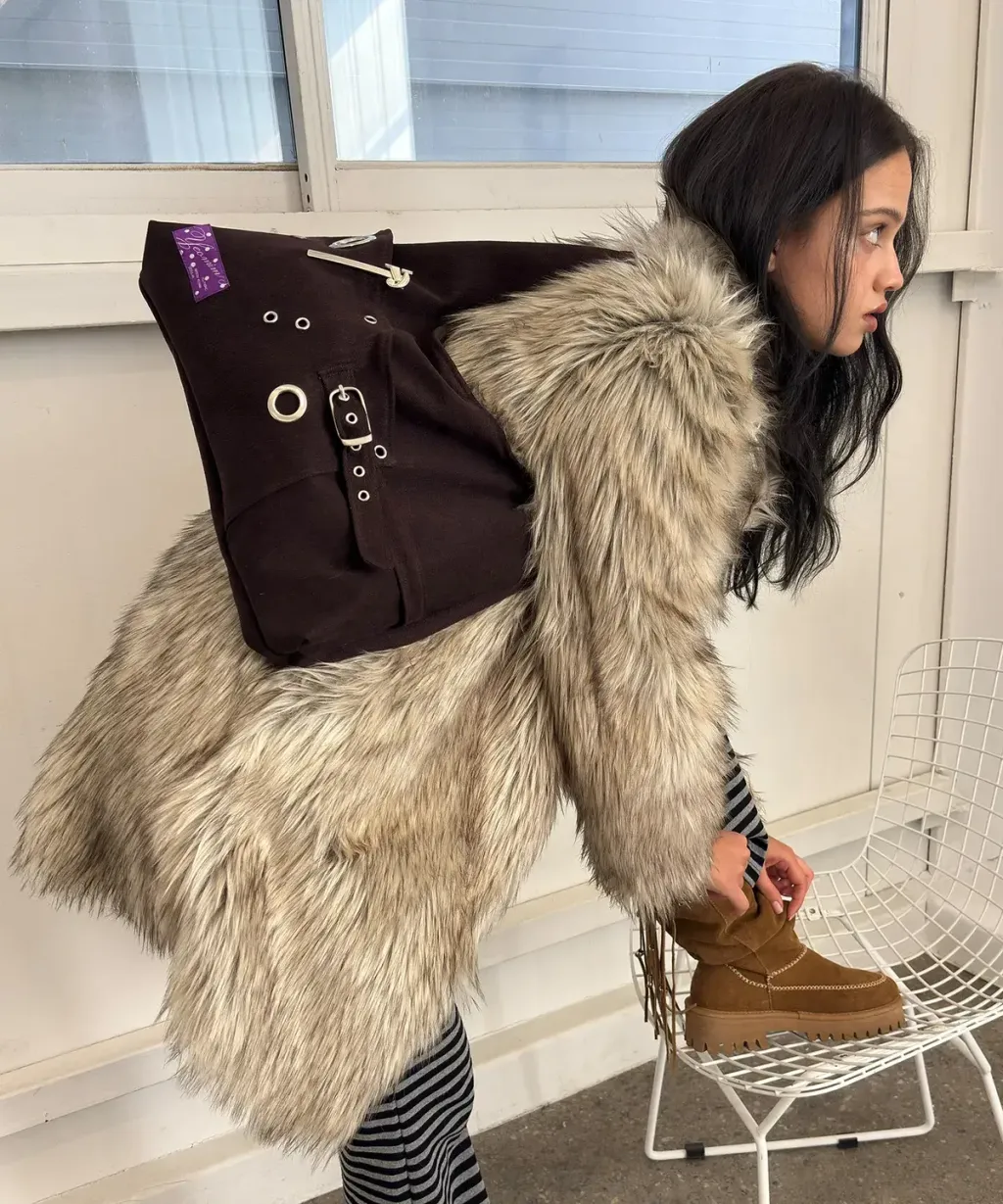 5690981_17647507640783_big