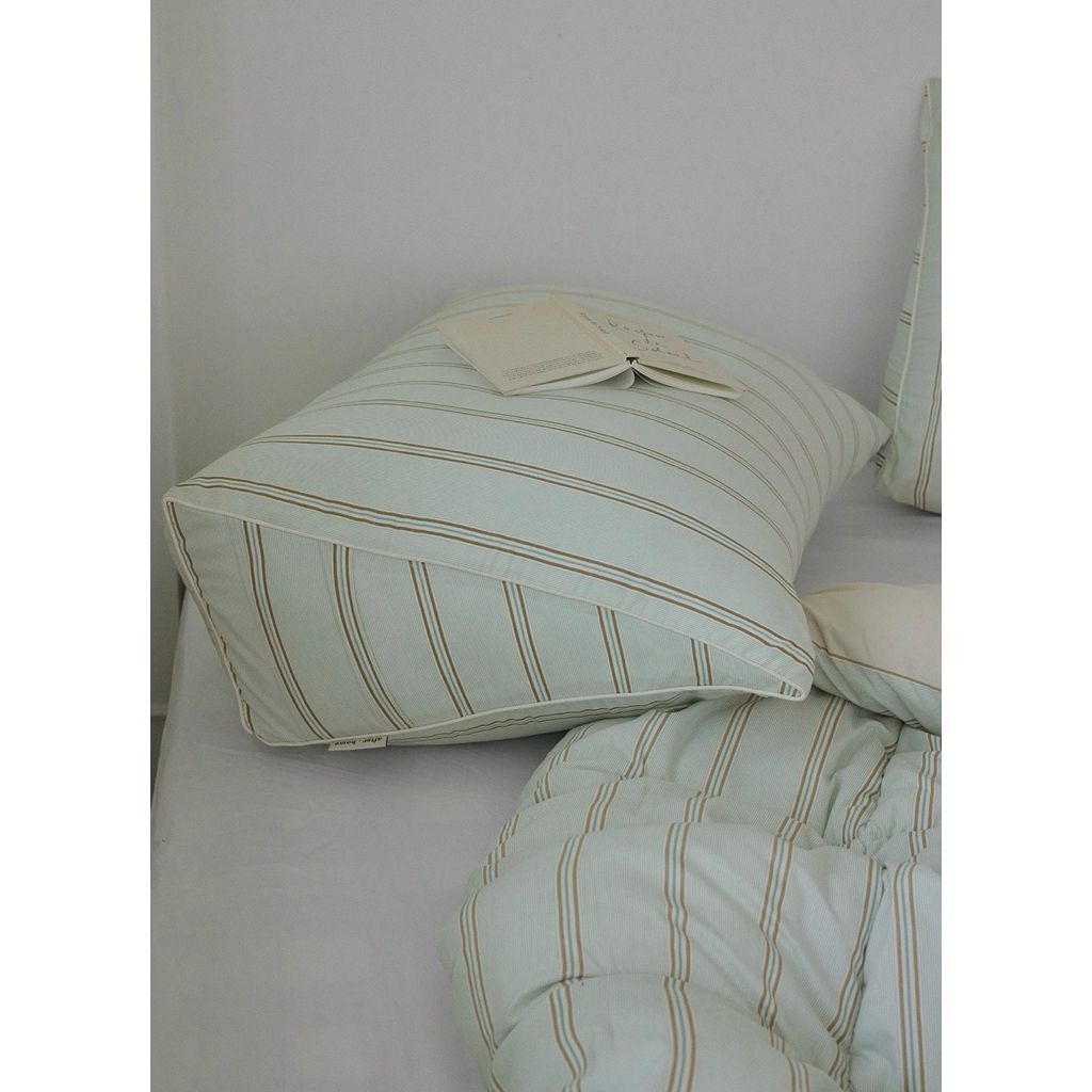 tw-11134207-820li-mrnakk6dc9hk8d
