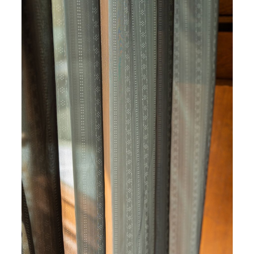 tw-11134207-81ztk-mfkzd2g489vz4f