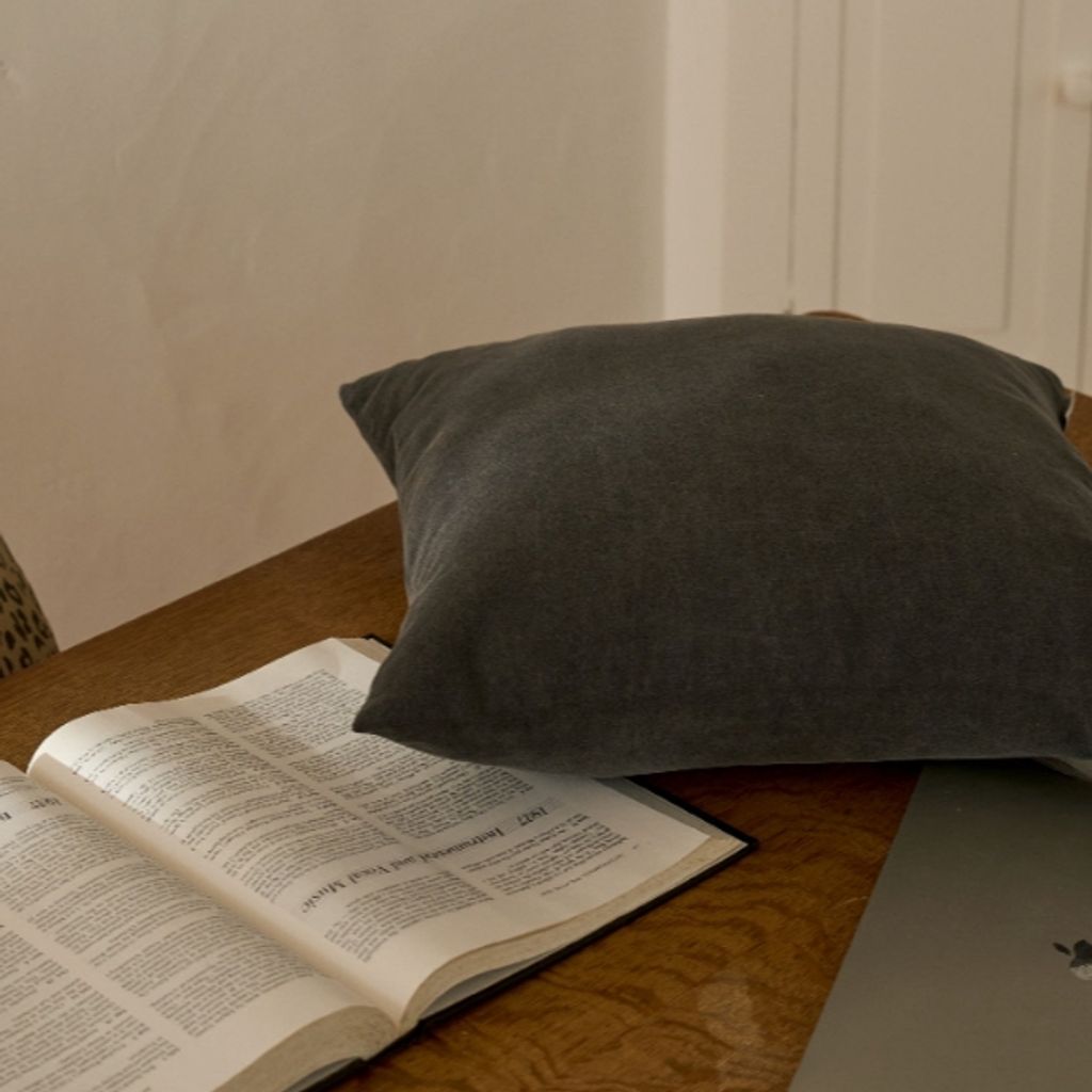 tw-11134207-81ztd-mf3svbeovnd4f0