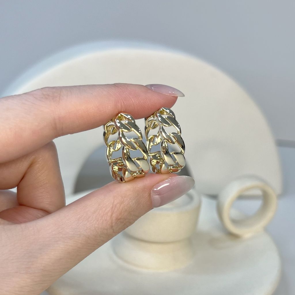 image_F3BAF096-1819-43D2-B9C9-E798784A9765_1765448691