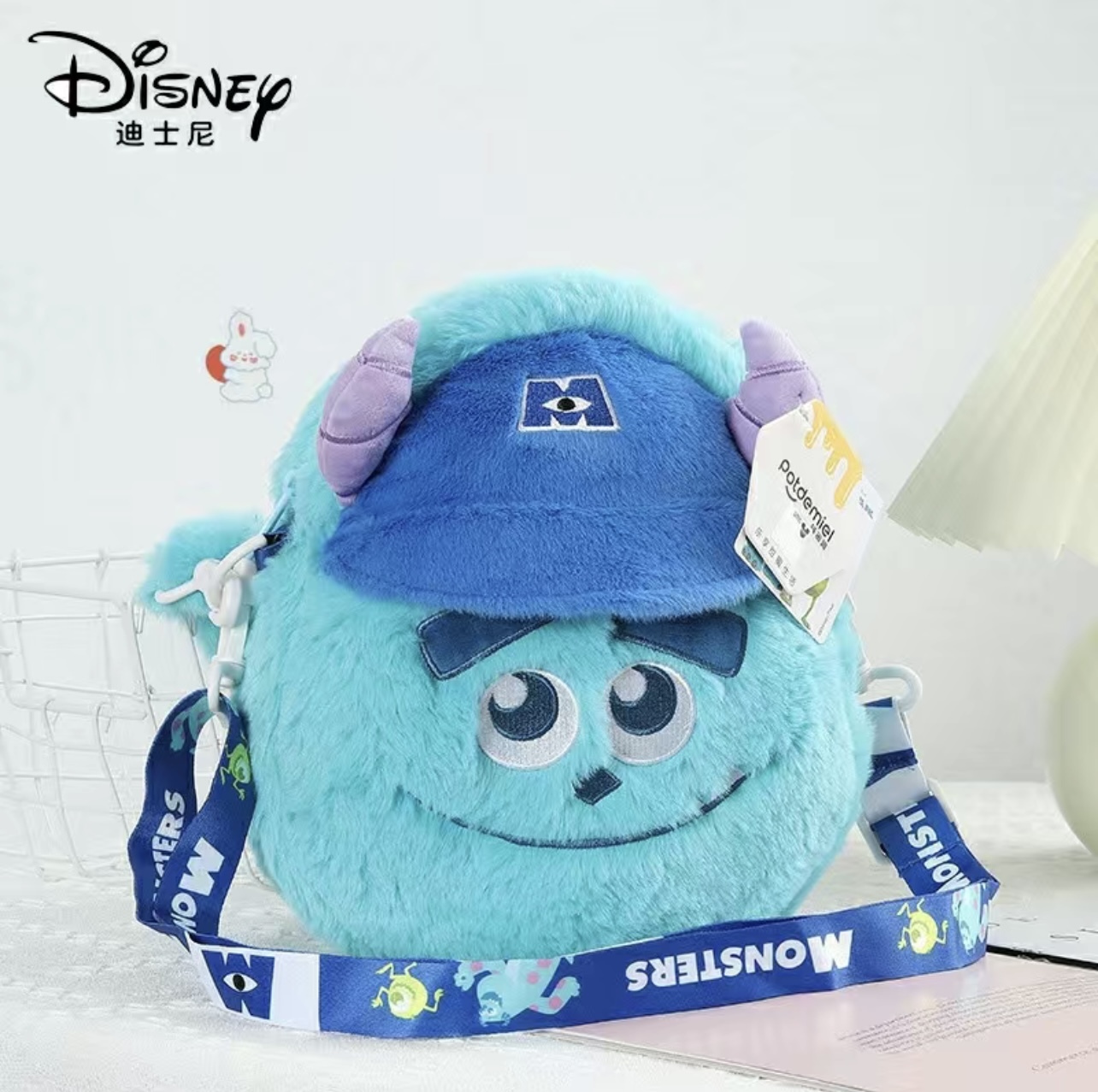 5739D0DD-8862-4ADE-A628-A07DAE804FB5