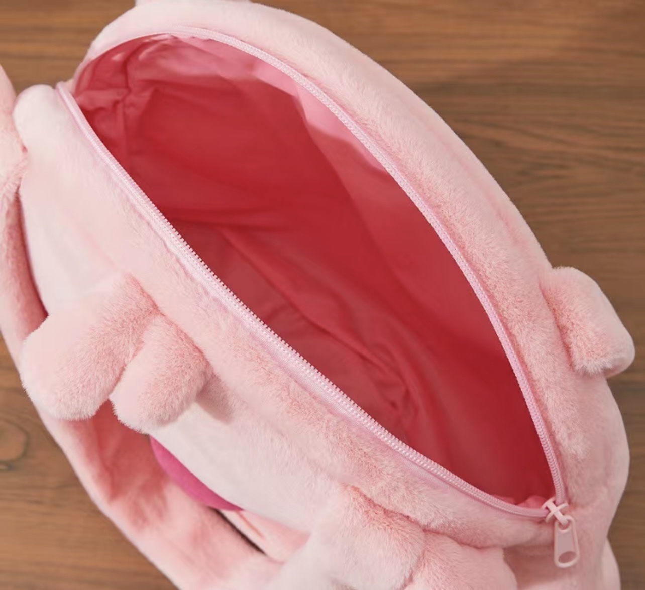 435949CD-5CAD-47DF-B766-313A9E3C1007