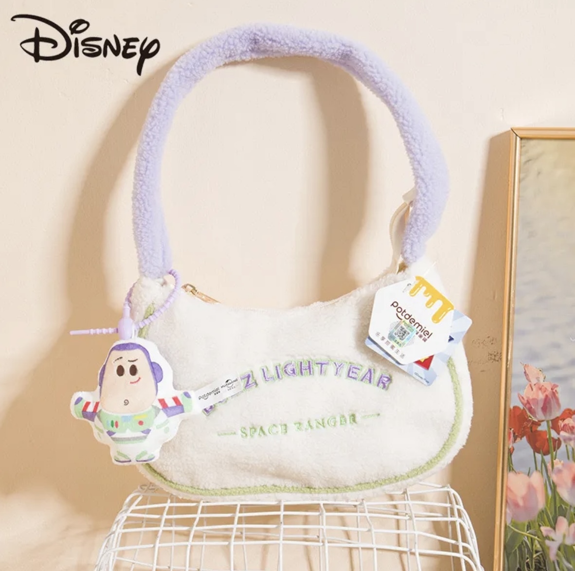 D7BF409B-636B-4EBC-9A05-154CE9F9785D