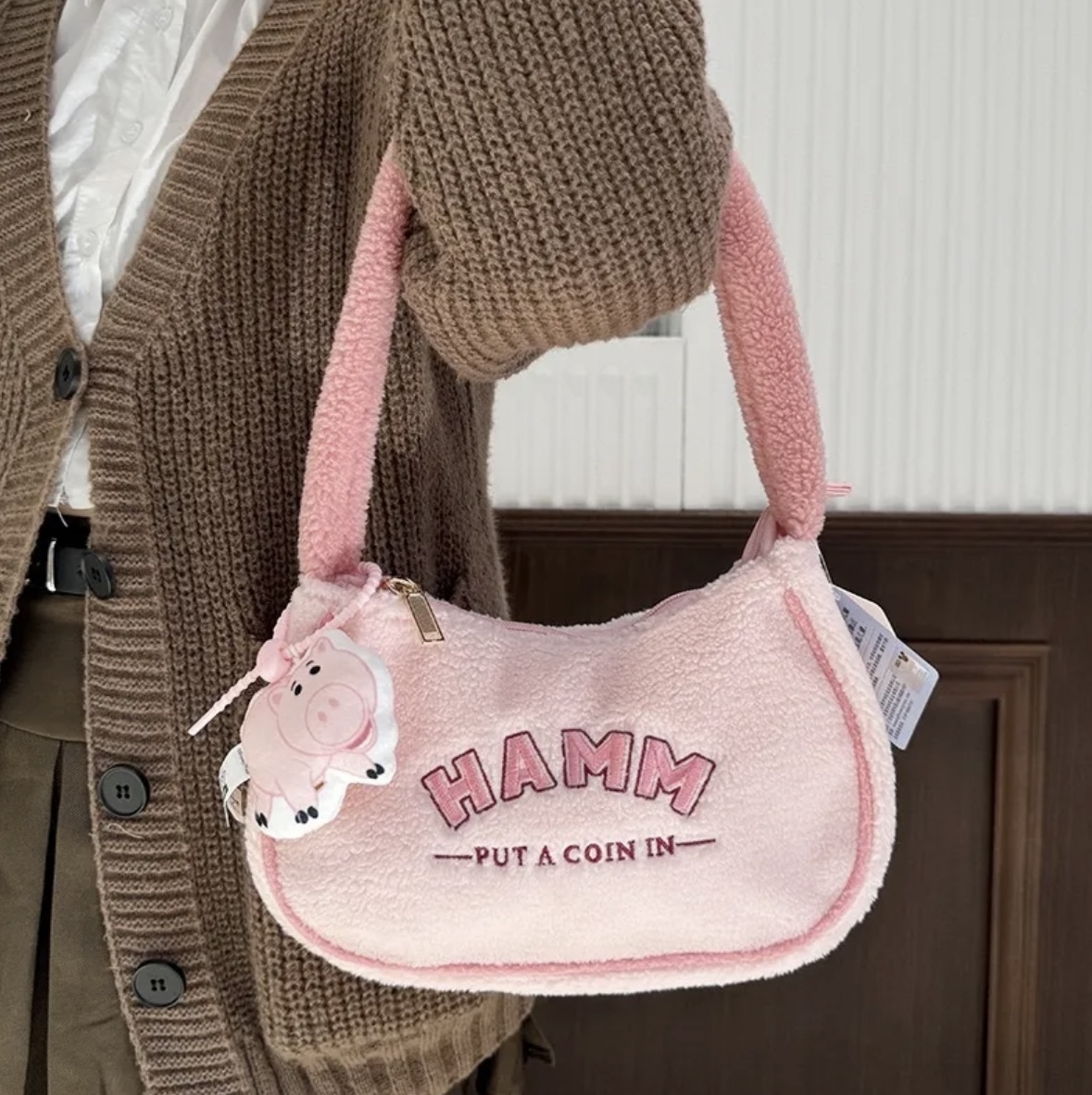 2E17962B-059C-4B81-ADA9-DEE04B713150