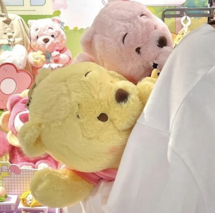 F9878DFB-2A9F-4C49-9F47-588998FF9E53