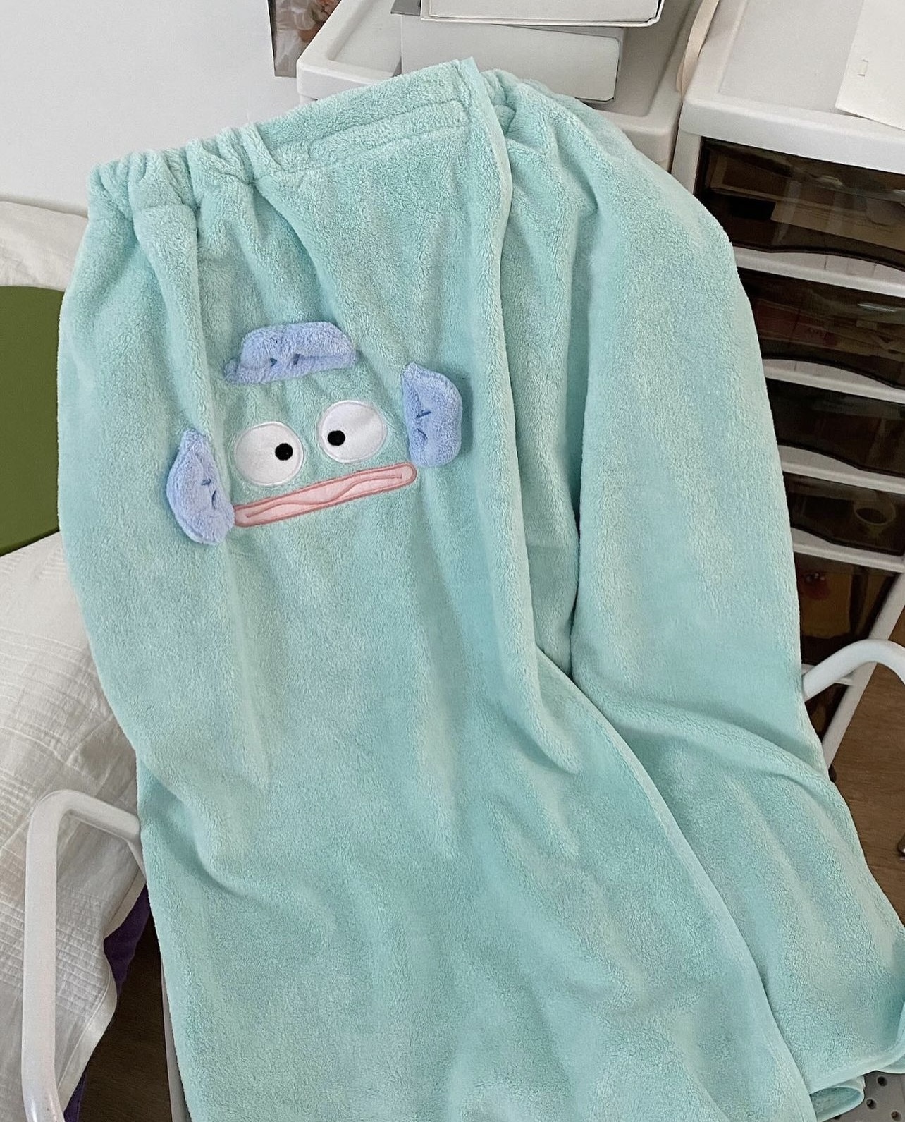 55281EA8-D85B-422A-874C-89D42C26A6D0