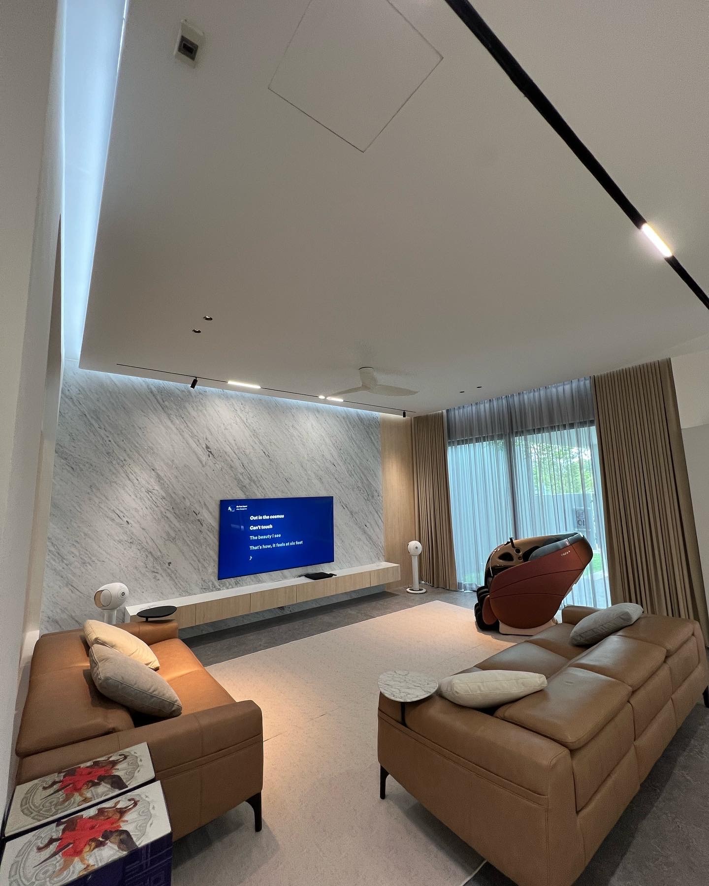 4009B269-94DC-4C51-960F-AAA072E4F413