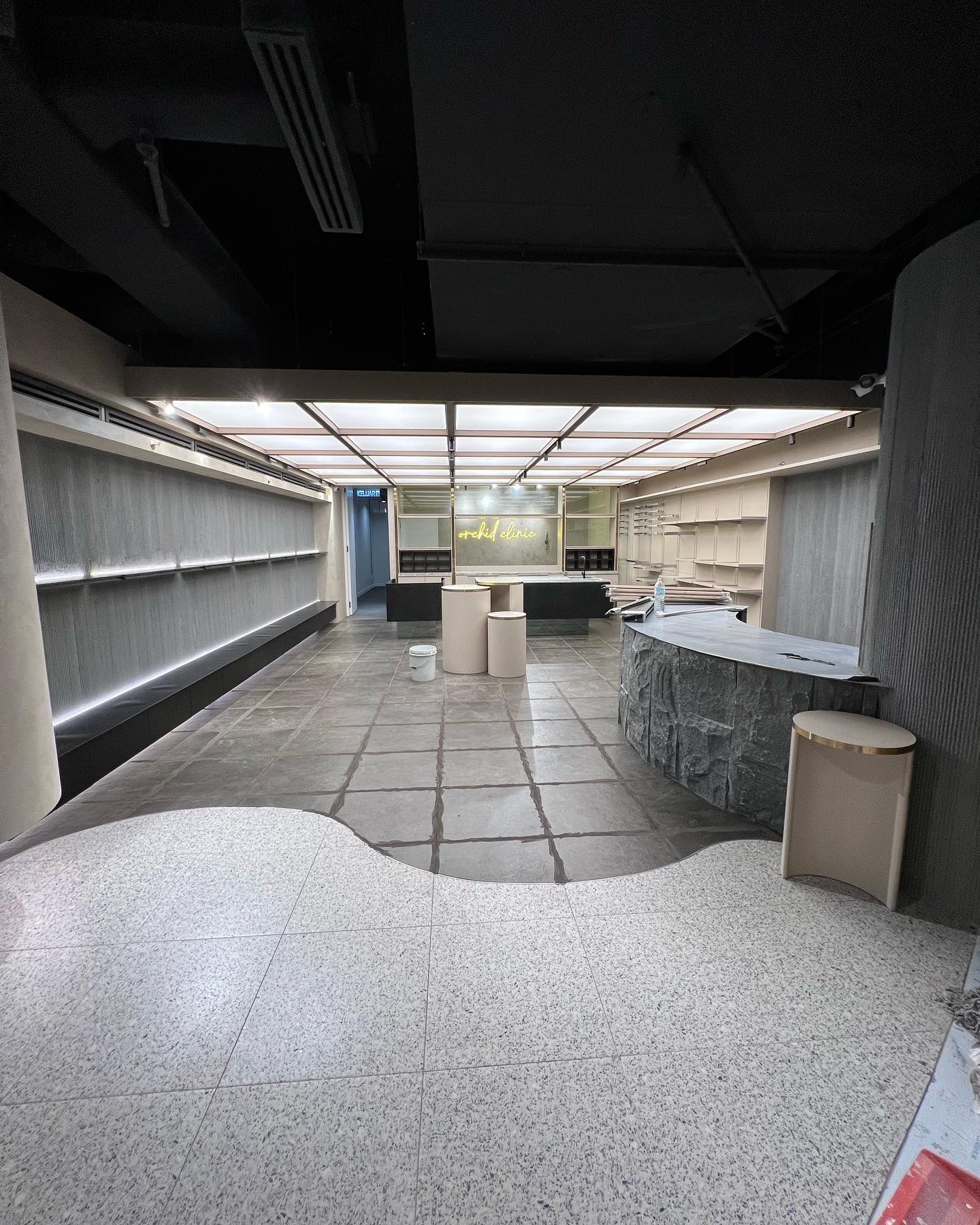 D27022B6-0F4D-4C02-A8F4-5C32975253CE