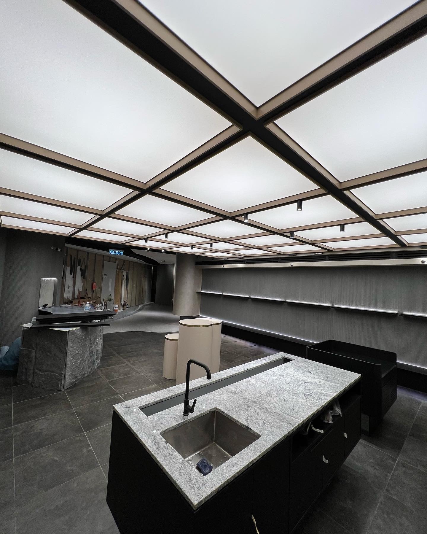 E2BA905B-70C2-46AC-AFA3-707370F3DBEC