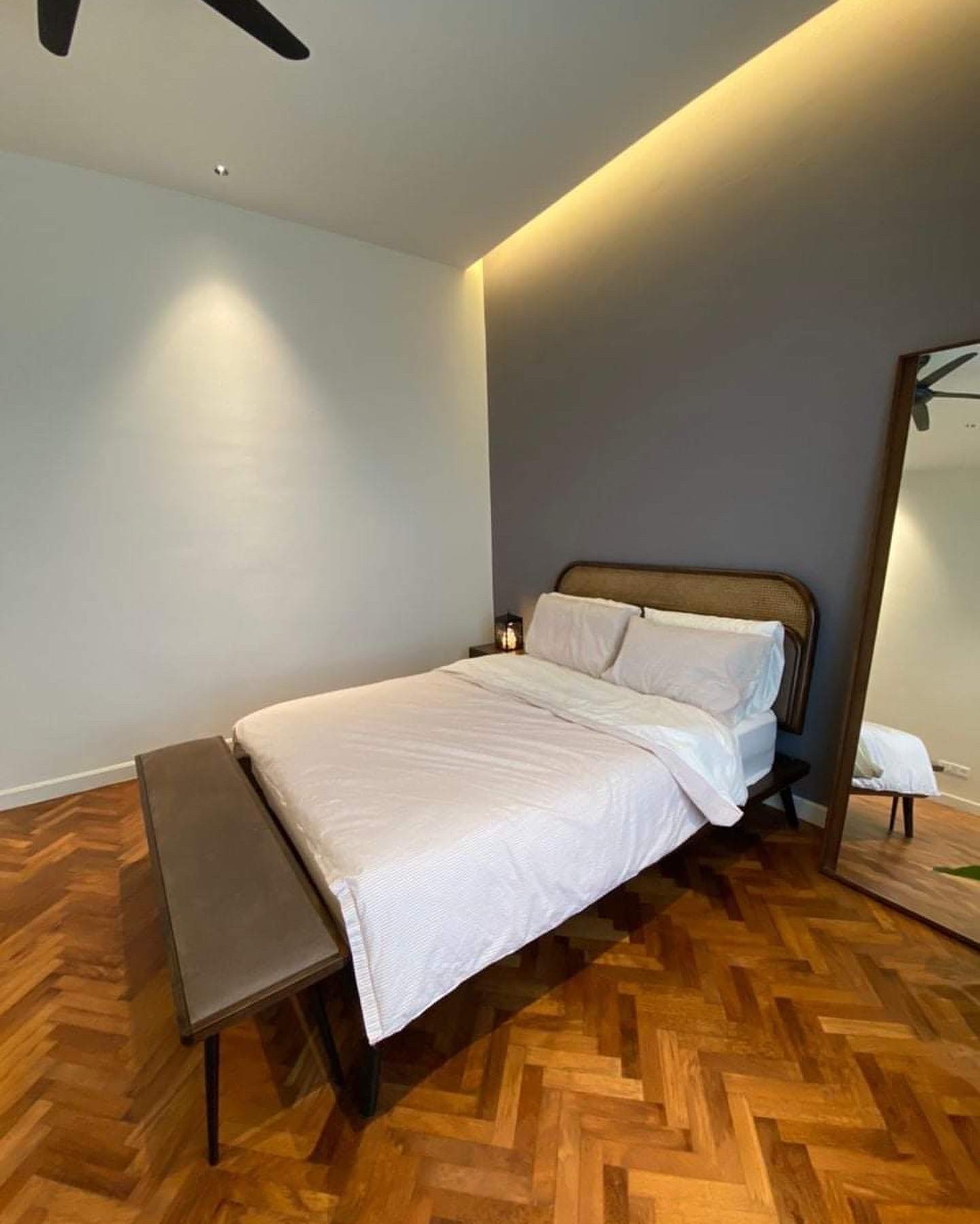 4B3BD577-C75A-445D-B662-3346CF58F1CA