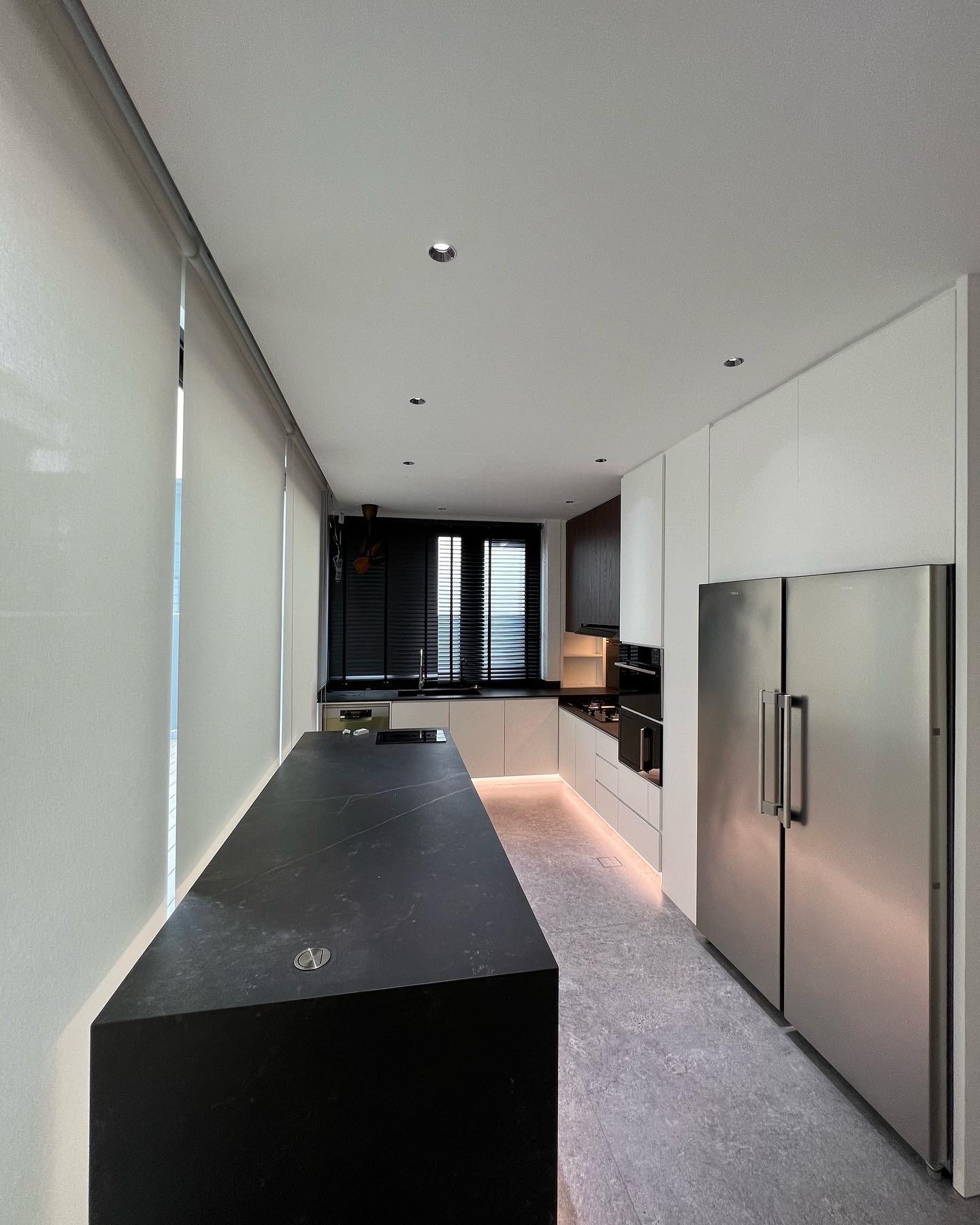 AEBC43FE-77D8-4EB0-BA38-2B5E5A662F7C