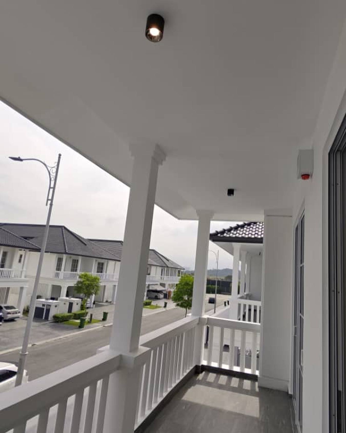 05784C5B-F0AD-40F1-A729-E303B3440283