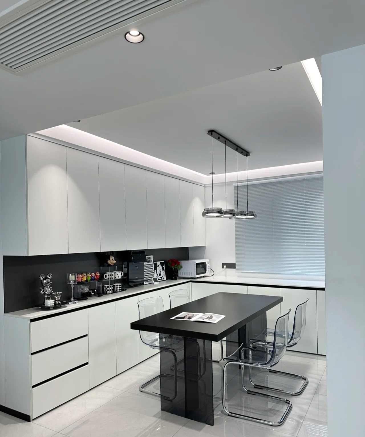 Camera_XHS_17246556410081040g008316d3f9dv1c705n7f7nq5lkbia7gvr5g_edit_267610117805466