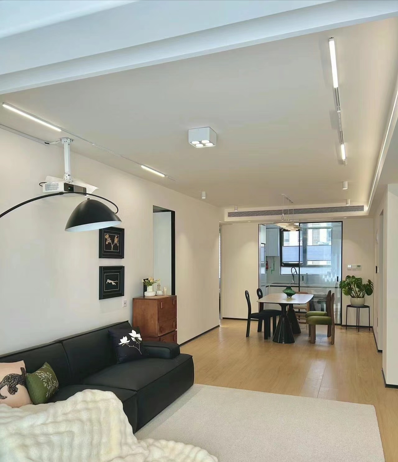 Camera_XHS_17246512951531040g2sg311ilnks96e005out2hgptdo09sr621g_edit_168190242130266