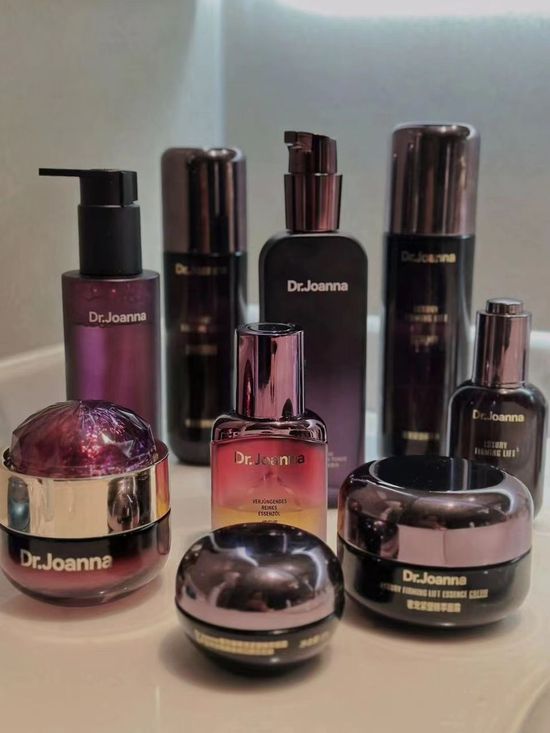DR JOANNA 🦋 蝶安娜 | Dr Joanna 蝶安娜 & Pearlosophy 真珠美学