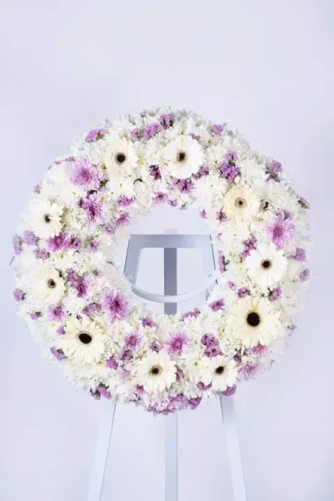 Serenity-Wreath-23-1-min-600x900.jpg