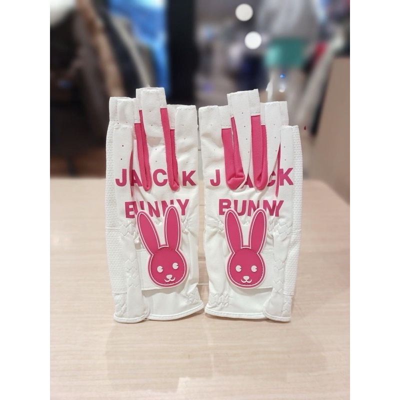 tw-11134207-7rbk8-m6d6a3vb98g1a6