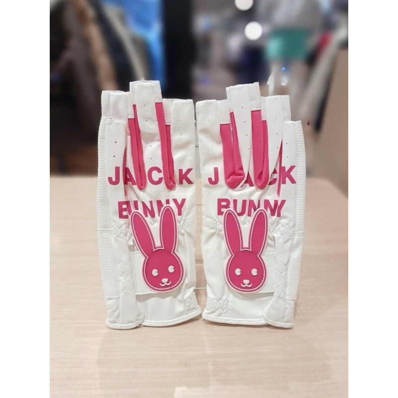 tw-11134207-7rbk1-m6d6fy5niygx5e