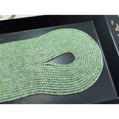 tw-11134207-820la-mlrsj2mgl2ip4a