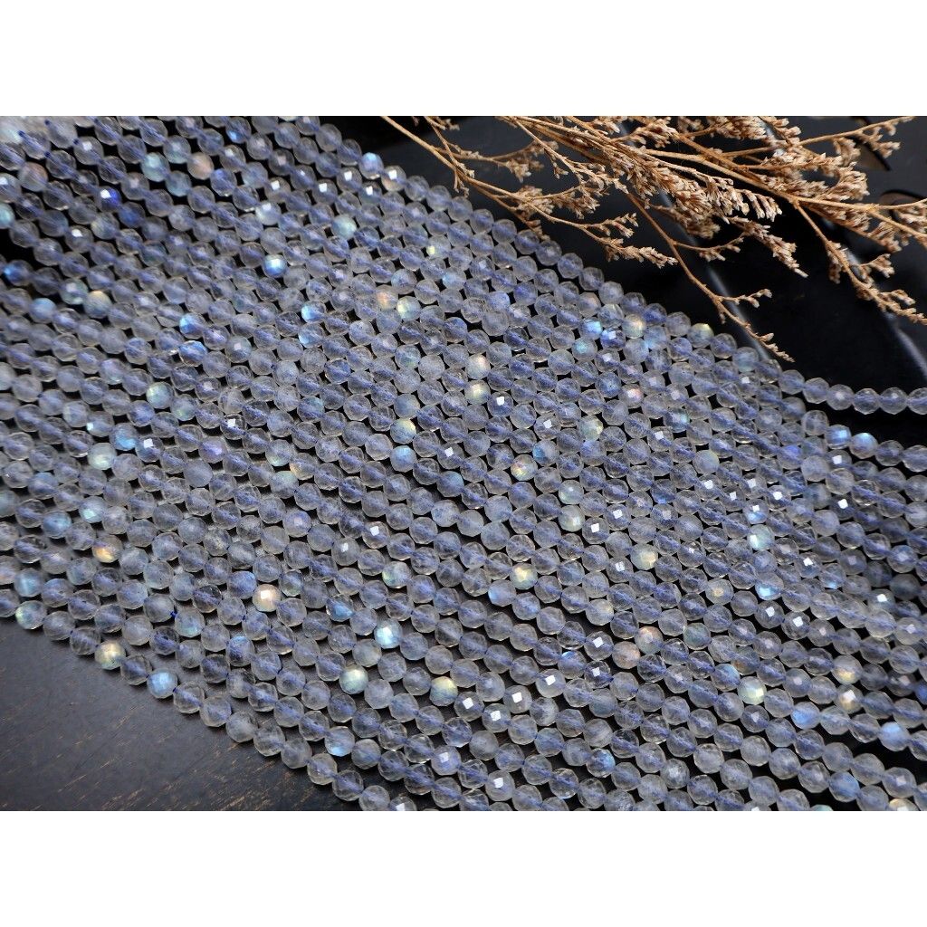 tw-11134207-820l5-mlrquvoym8sh46