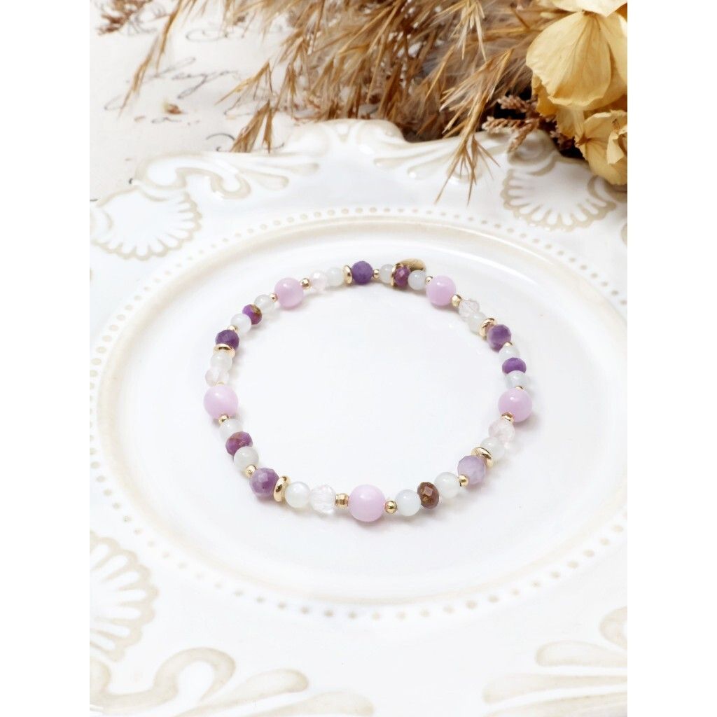 tw-11134207-820lg-mn12glalz9j744