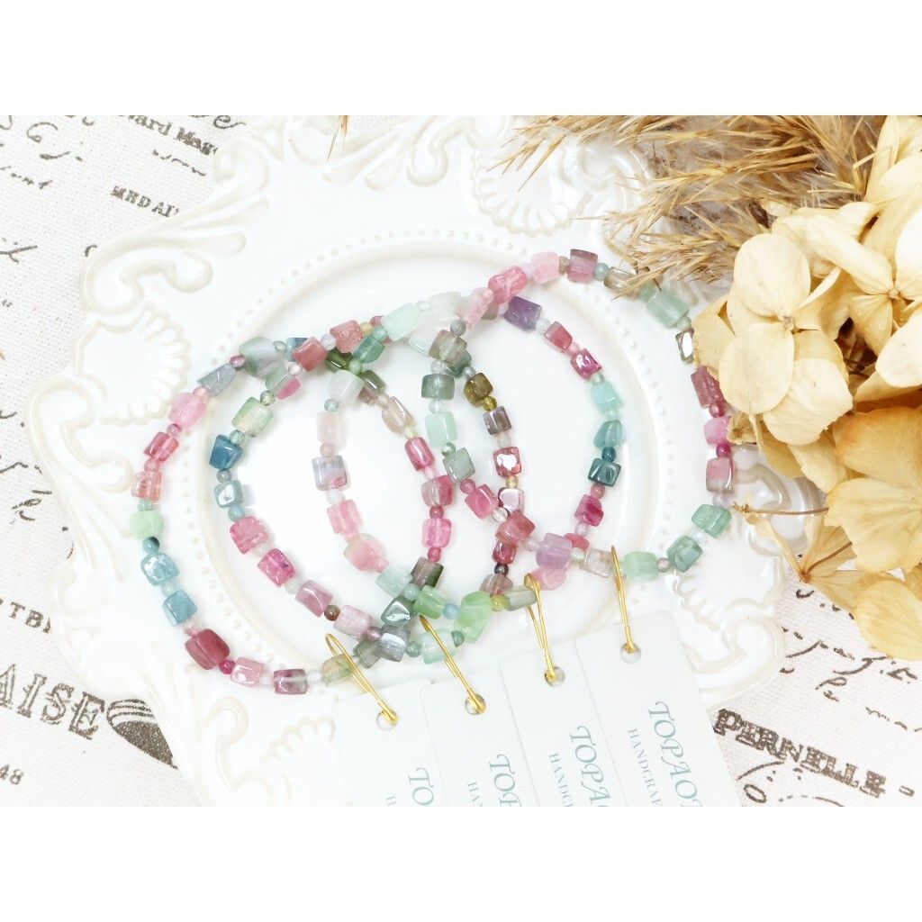 tw-11134207-820lg-mt6b49a6k2kp91