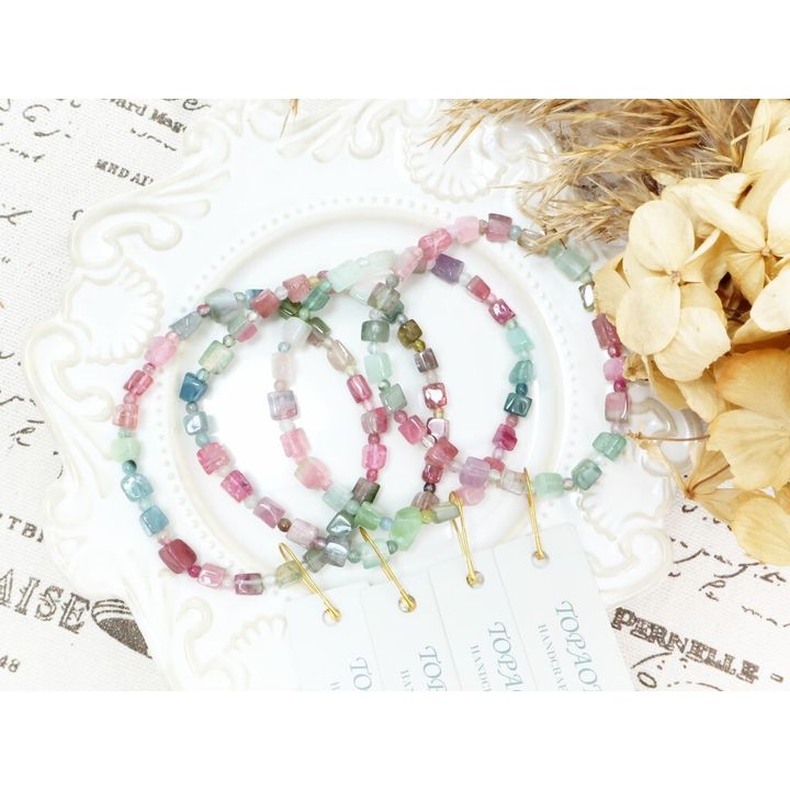 tw-11134207-820lg-mt6b49a6k2kp91