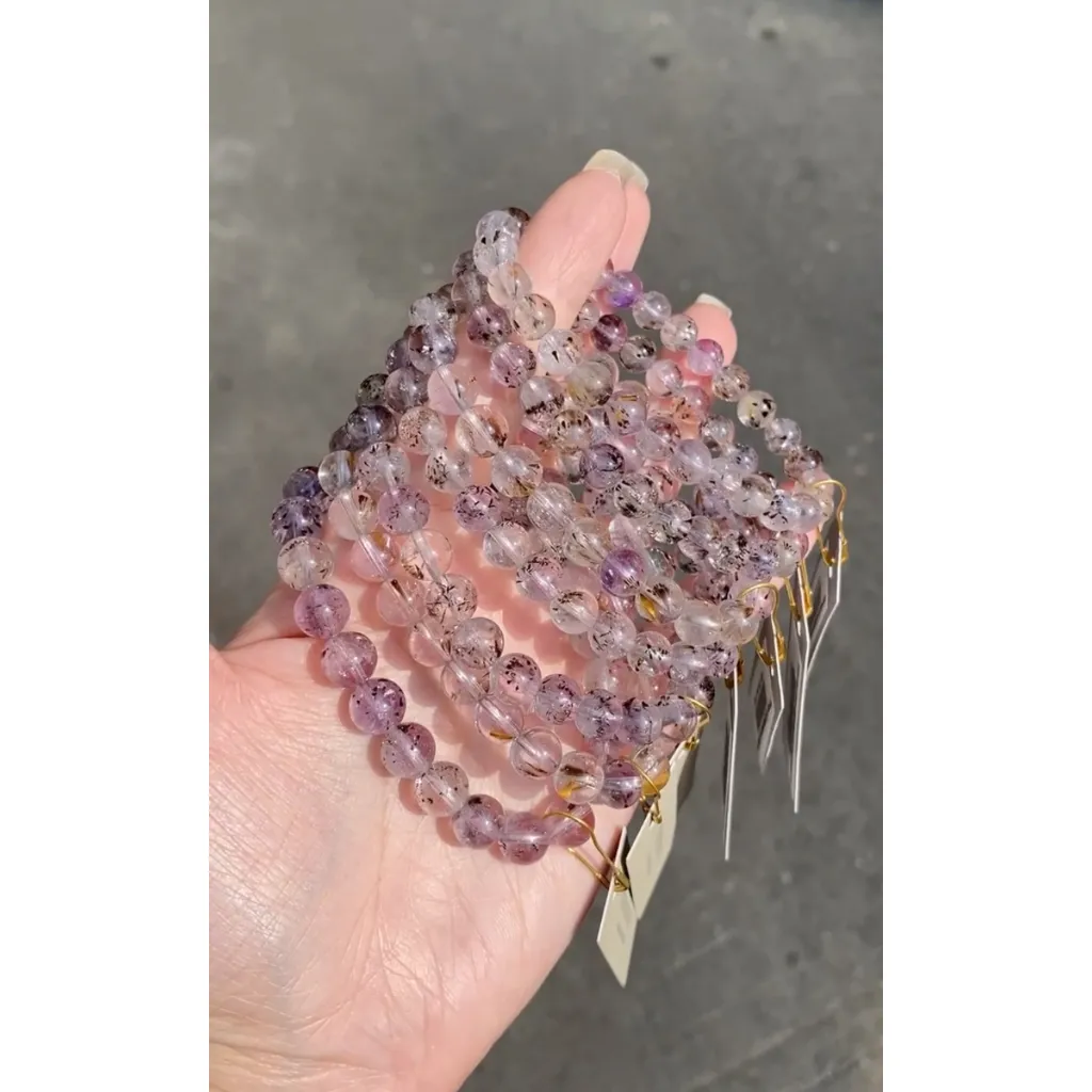 tw-11134207-7ras9-m52r4z18jv3q73