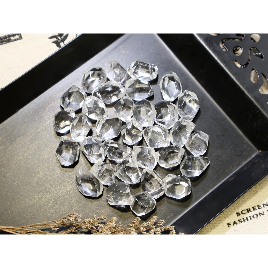 ⭐︎【高級】白水晶 置物 347g 白水晶三角塔– StarseedSoul Store