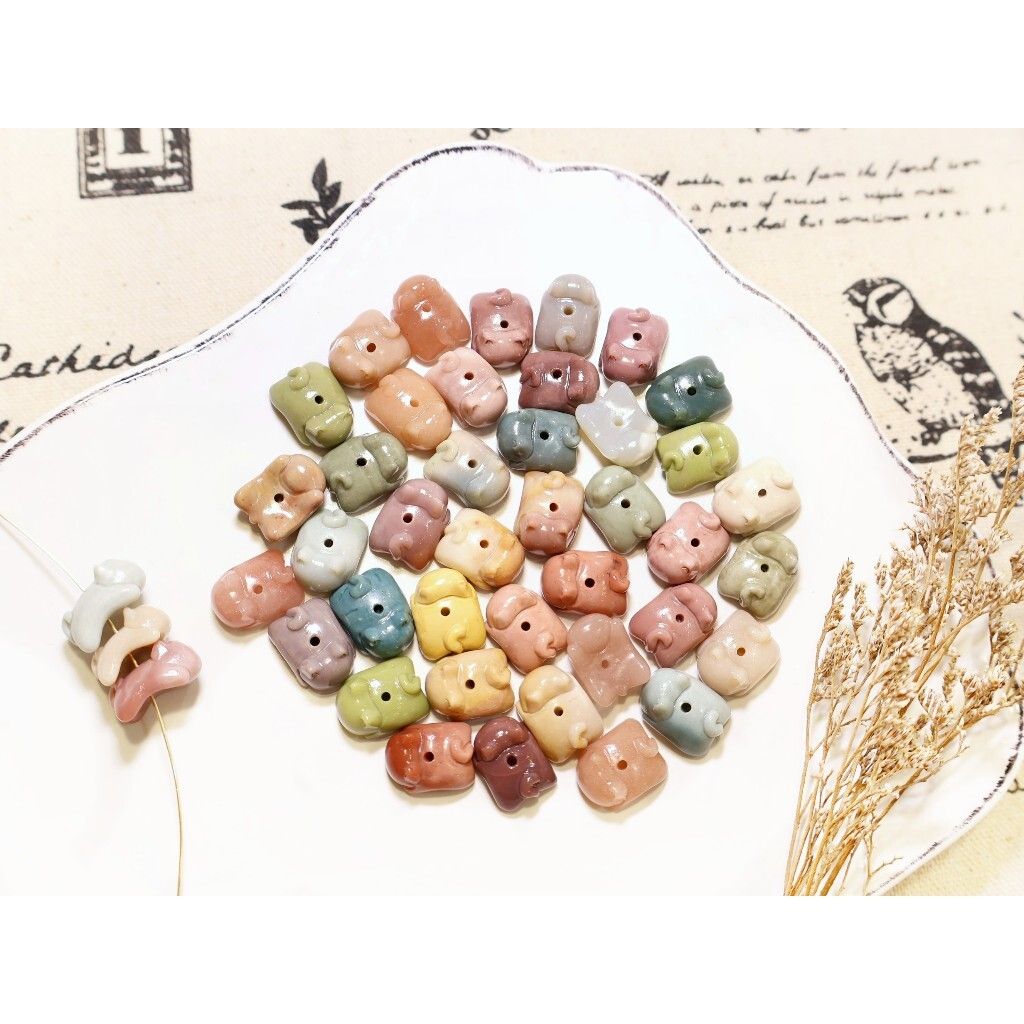 tw-11134207-7ra0l-mbetmoknuj12cc