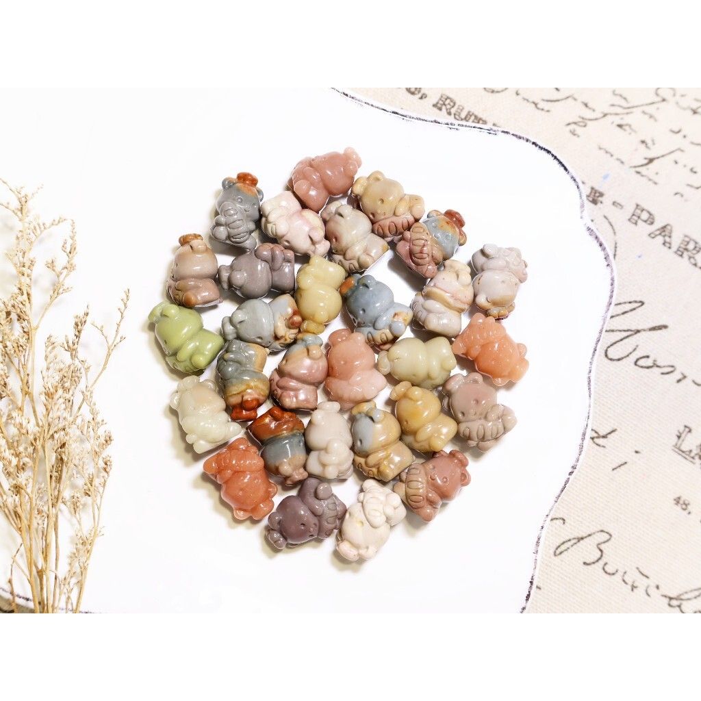 tw-11134207-81ztm-me8a2n04j2maaa