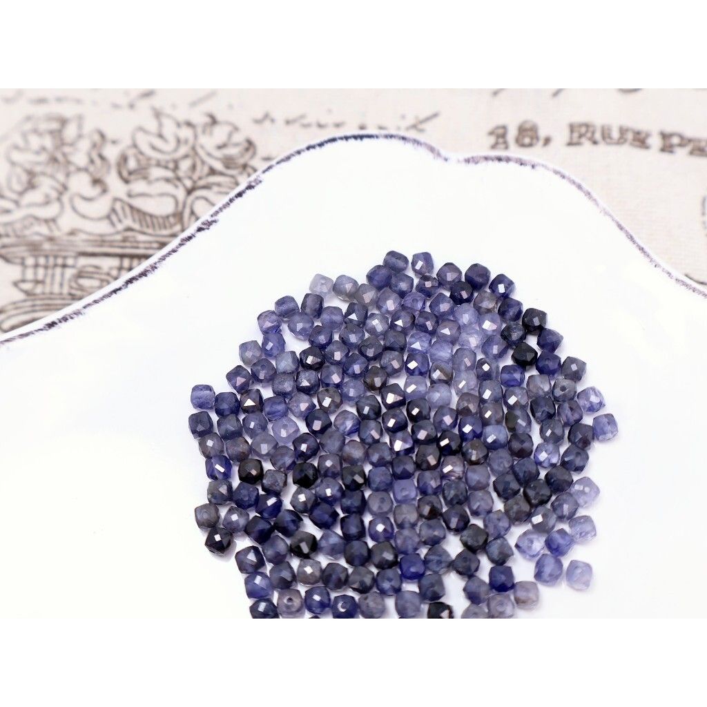 tw-11134207-81ztc-mizpff5t8ah169