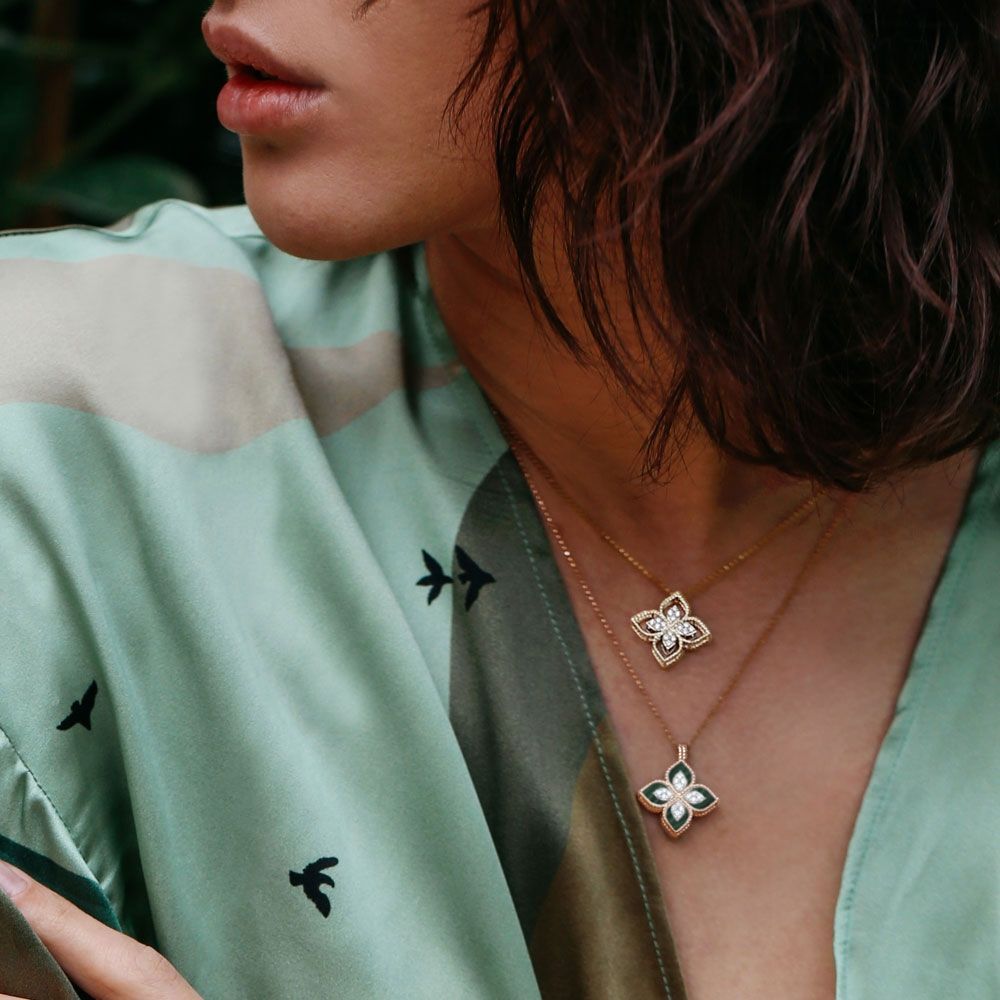 princess-flower-pendant-in-18kt-rose-gold-with-malachite-diamonds-small-version-1