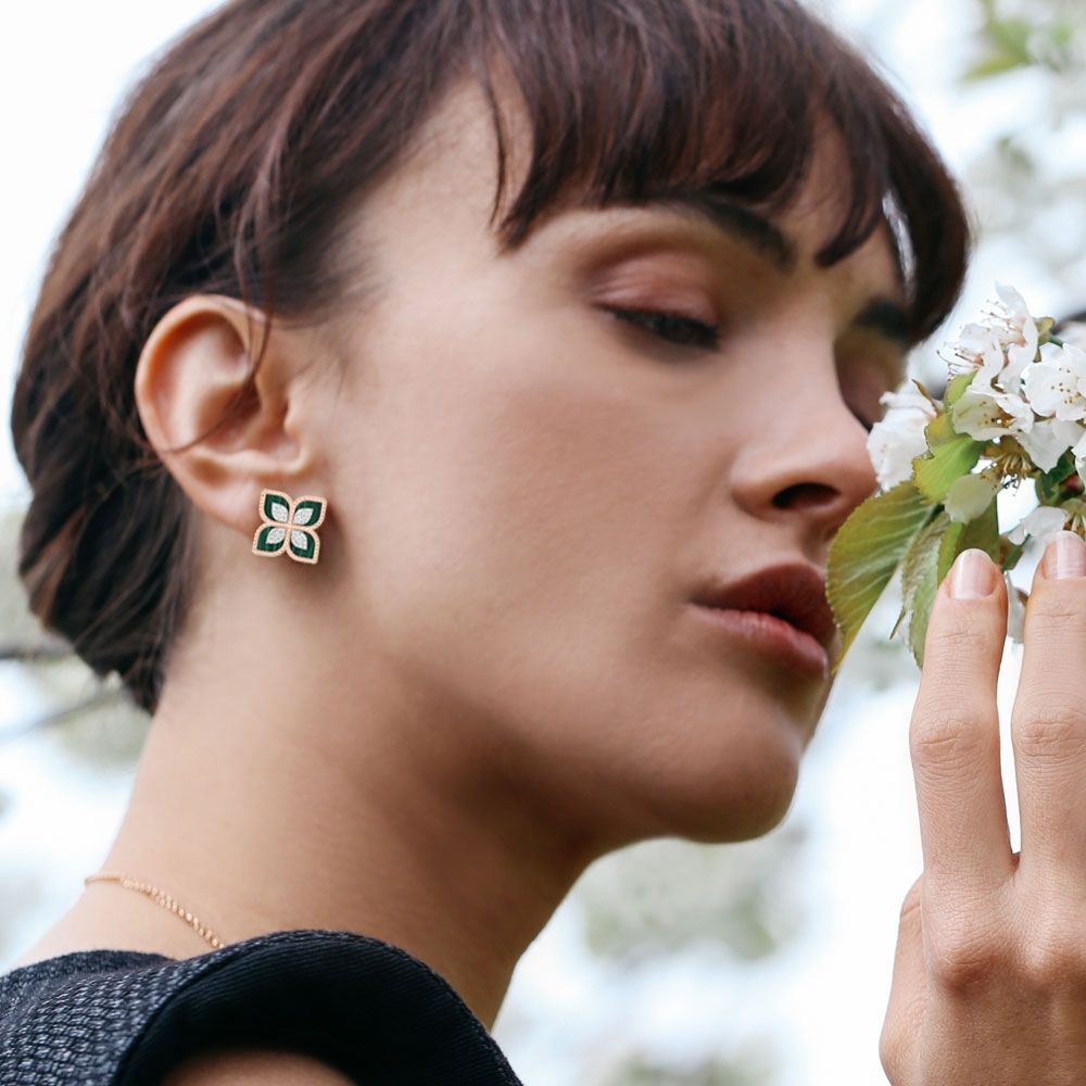 princess-flower-earrings-in-18kt-rose-gold-malachite-diamonds-stud-version-1