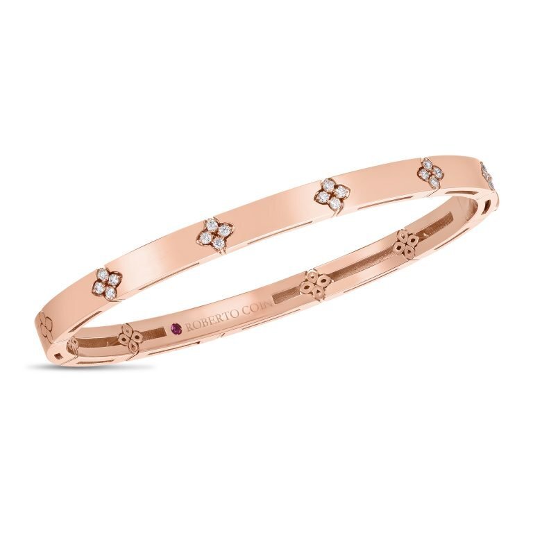 ROBERTO-COIN-LOVE-IN-VERONA-BANGLE-18KT-ROSE-GOLD-WITH-DIAMONDS-NARROW-WIDTH-VERSION-ADR888BA2013_01_SIDE-768x768