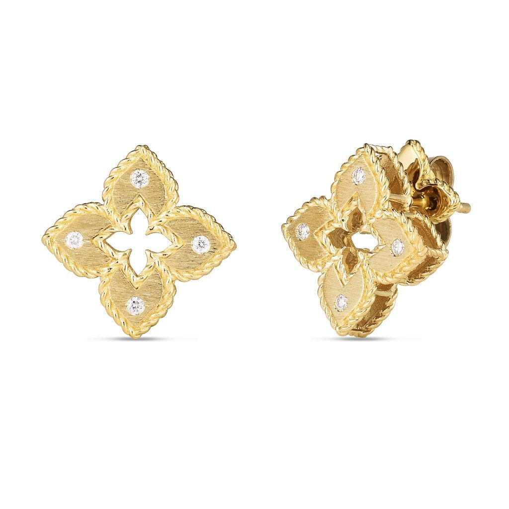 ROBERTO-COIN-VENETIAN-PRINCESS-18K-YELLOW-GOLD-PETITE-FLOWER-SATIN-STUD-EARRING-WITH-DIAMOND-ACCENT-ADR777EA2952-1024x1024