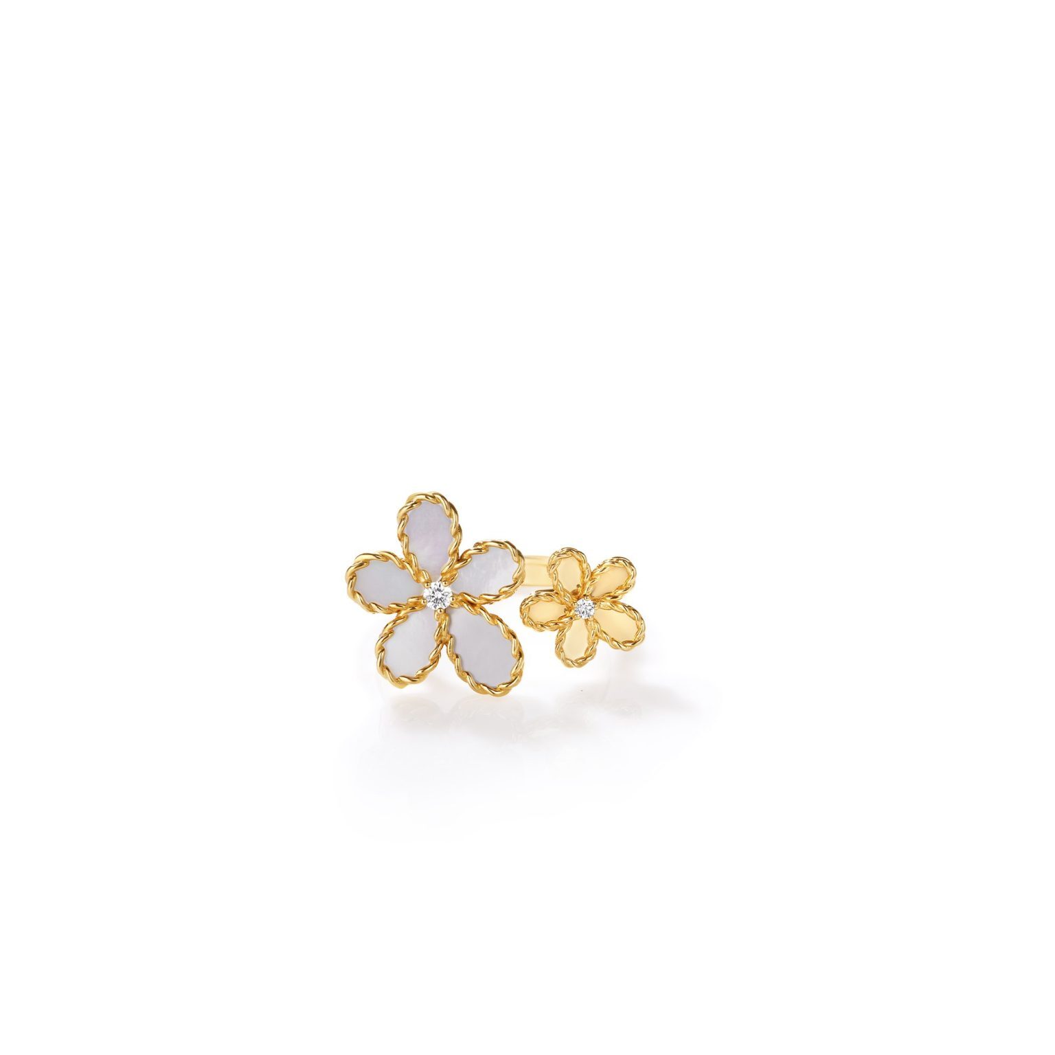 ROBERTO-COIN-JASMINE-18K-GOLD-DIAMOND-MOTHER-OF-PEARL-FLOWER-RING-7773785AY65X-copy-1536x1536