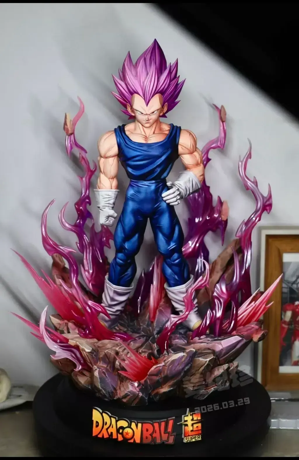 104771489
