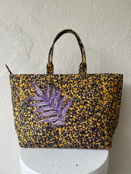 Canvis Batik Designs