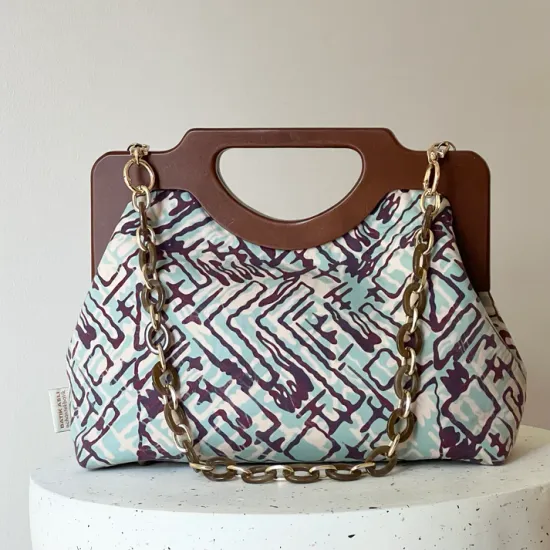 Canvis Batik Designs