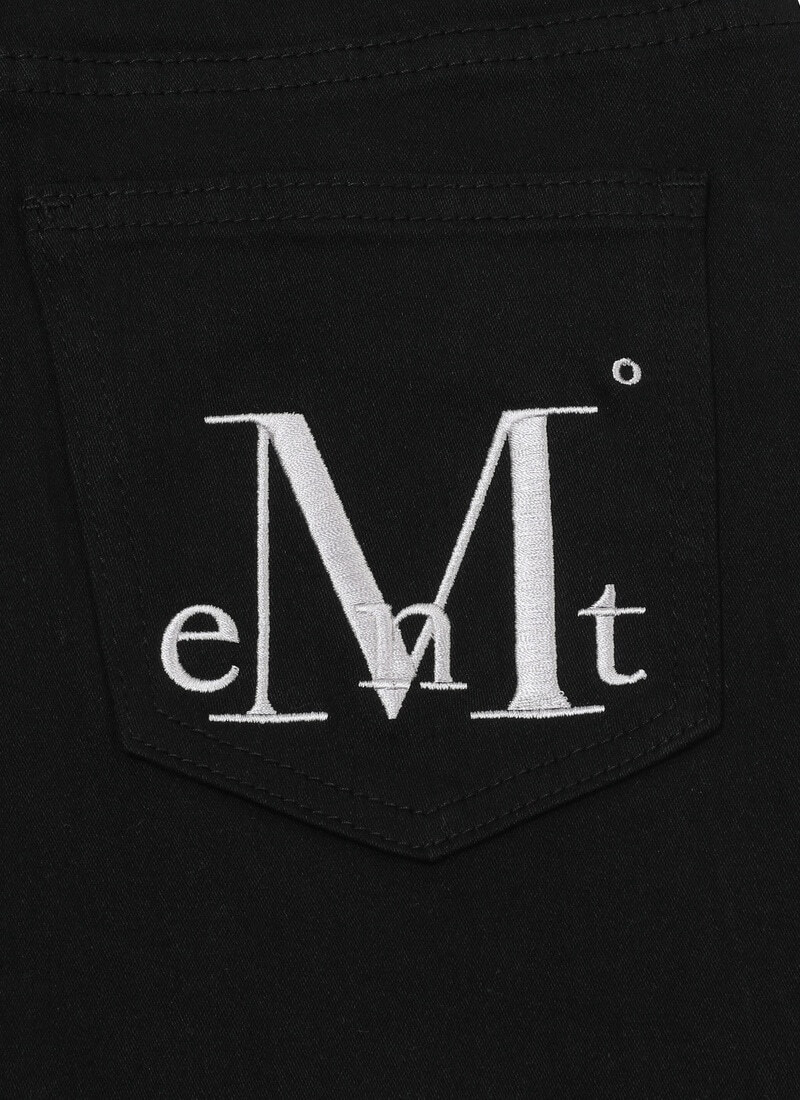 mucent-831-03