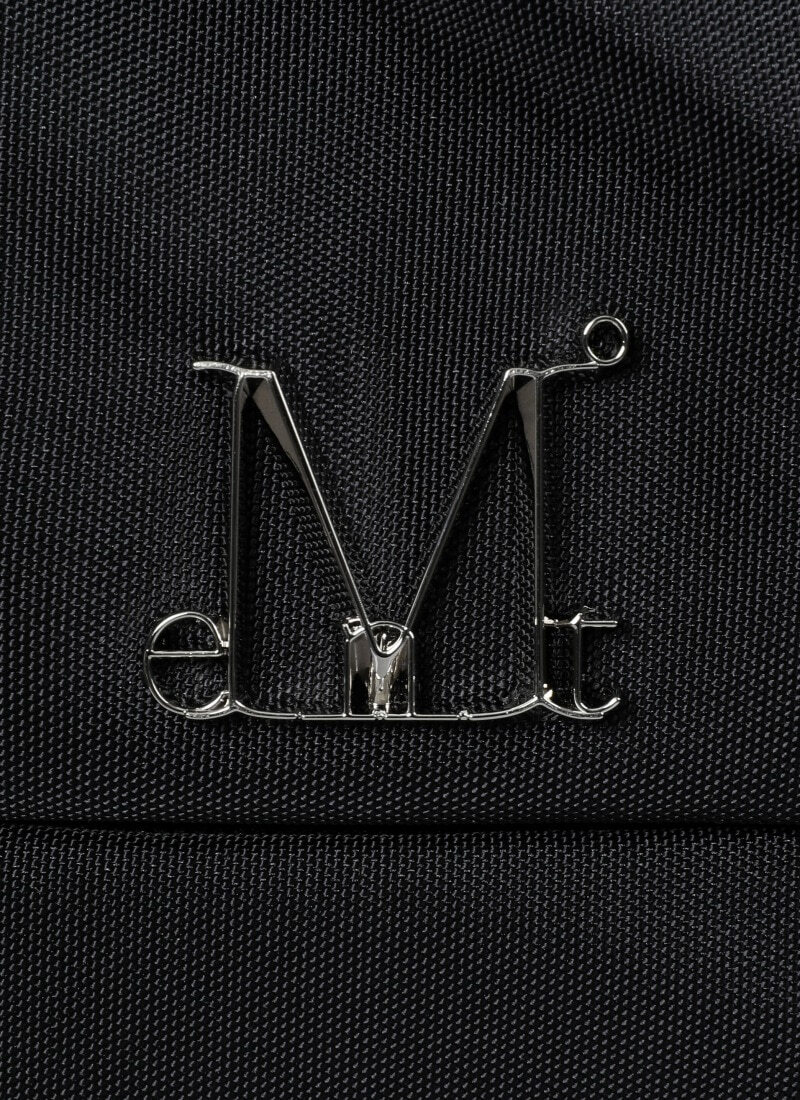 mucent-737-02